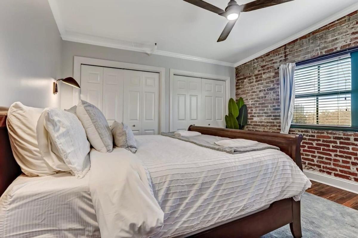 סוואנה West End Loft - Downtown 5 Min Walk To River St מראה חיצוני תמונה